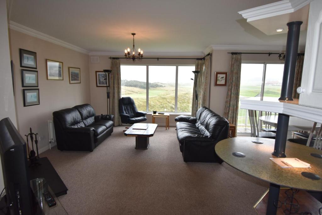 Χώρος καθιστικού στο The Links Apartment Portrush