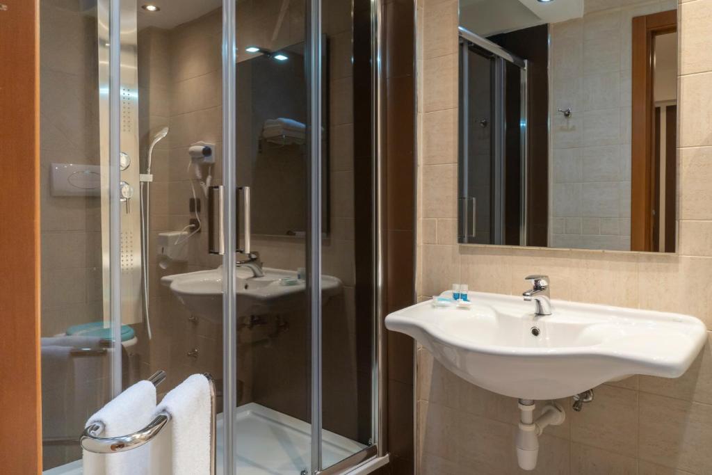 Koupelna v ubytování Hotel Continental