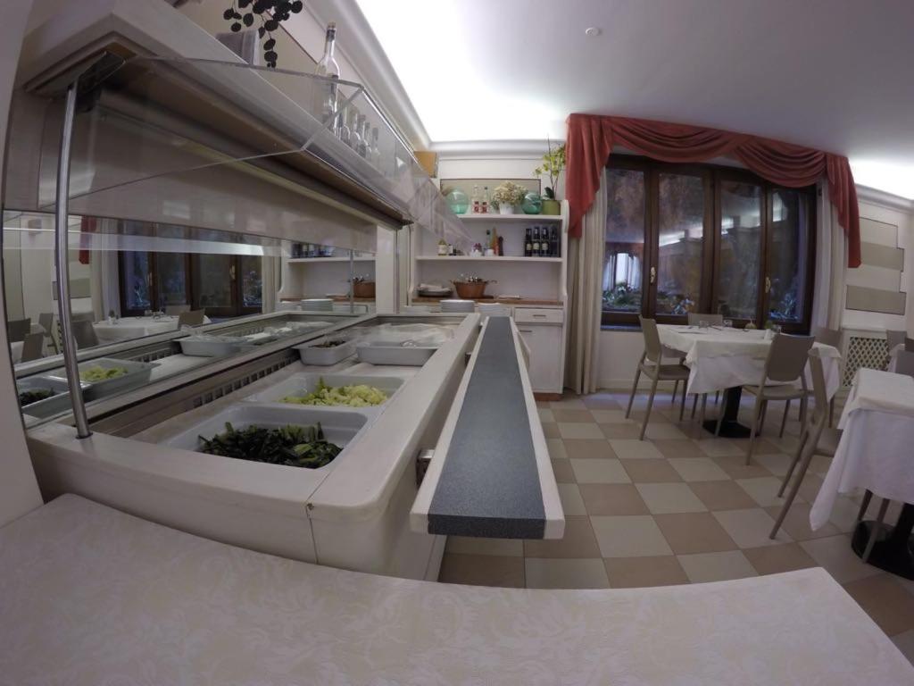 Fotografie z fotogalerie ubytování Hotel Ristorante Centrale v destinaci Vestone