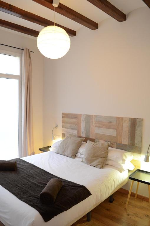 Poble Sec Apartments - One-Bedroom Apartment