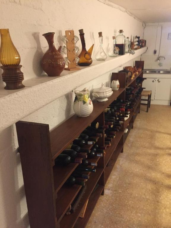 A kitchen or kitchenette at Alojamiento Turístico Las Catonas de Antoñanzas