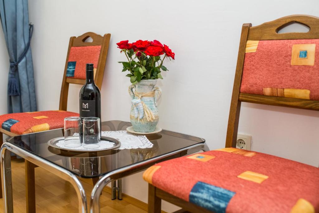 Postel nebo postele na pokoji v ubytování Villa Gomila