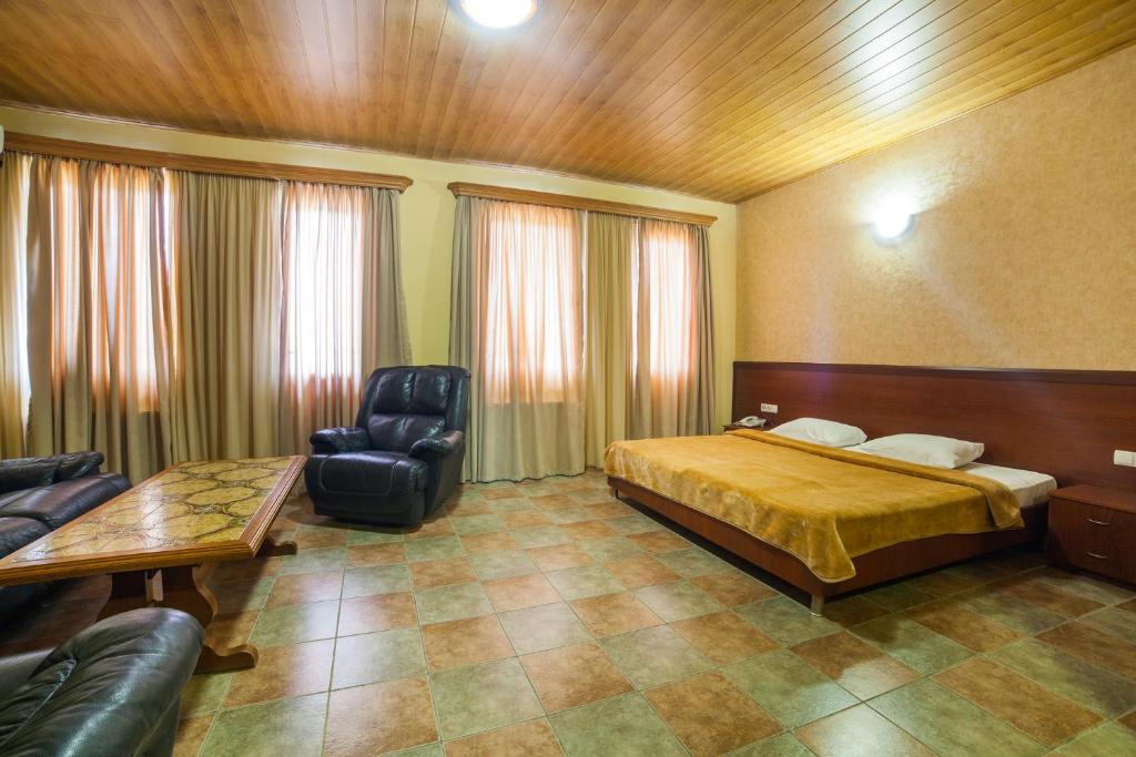 Postel nebo postele na pokoji v ubytování Zedazeni Hotel