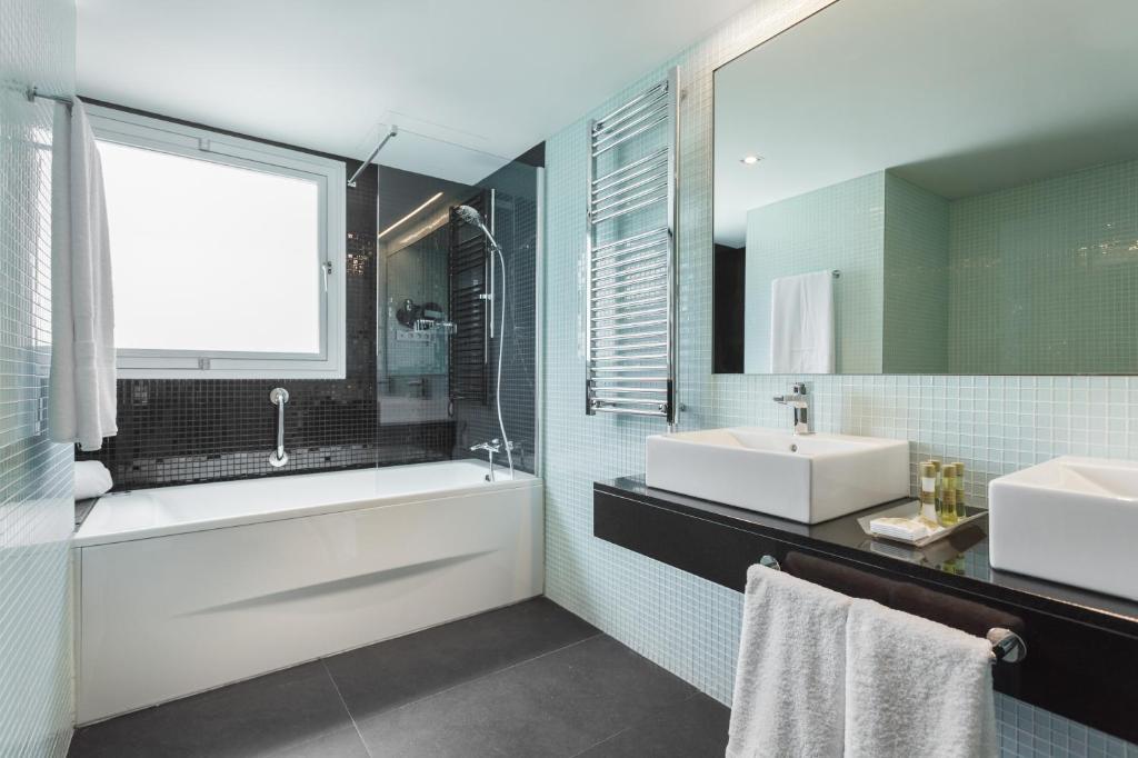 Exe Plaza Catalunya - Resim 42