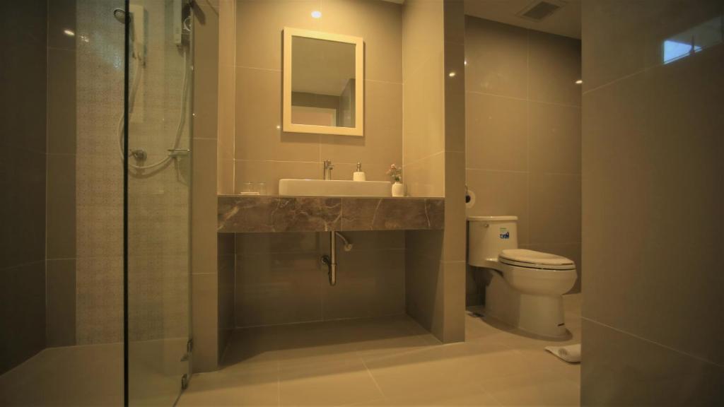 The Lake Udon - Resim 23