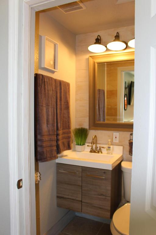 Ванная комната в Latitude 26 Waterfront Boutique Resort - Bonita Springs