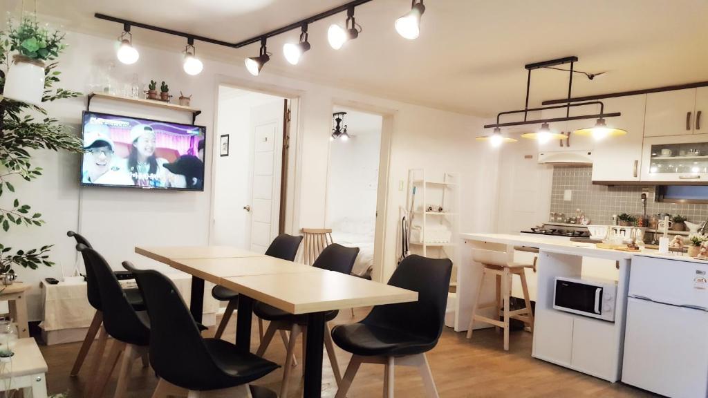 Hongdae Mainstreet Two Room House - Apartment Mit 2 Schlafzimmern