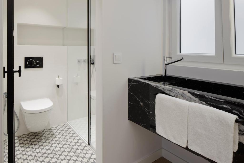 Kúpeľňa v ubytovaní Wiesbaden by FeelFree Rentals