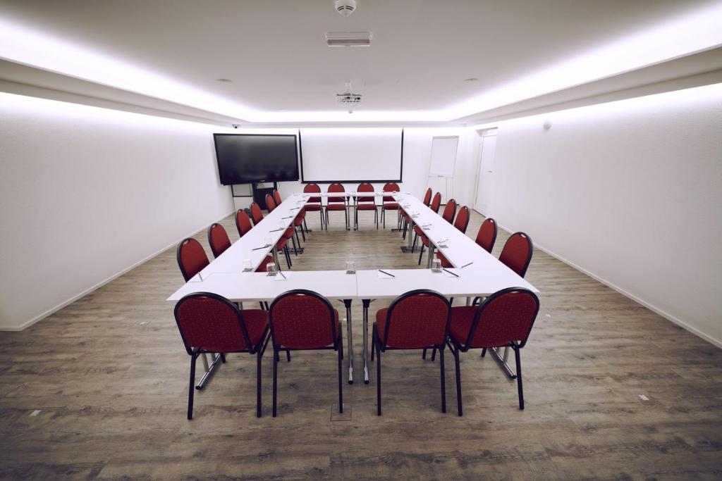Konferenční prostory v ubytování Hotel la Meridiana, Lake & SPA