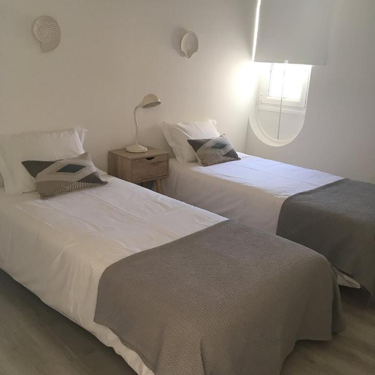 Salty House - Casa Salgada - Two-Bedroom Apartment