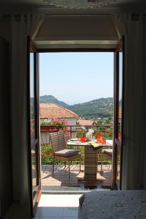 Nespecifikovaný výhled na hory nebo výhled na hory při pohledu z bed and breakfast