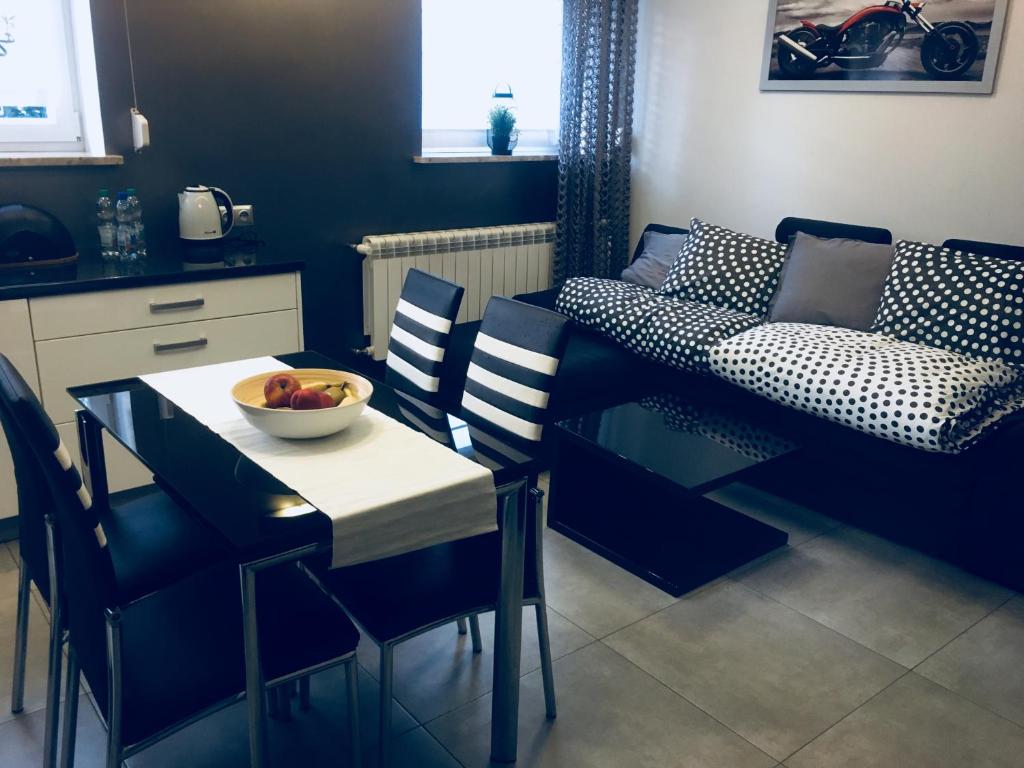 Posedenie v ubytovaní Apartament Ala