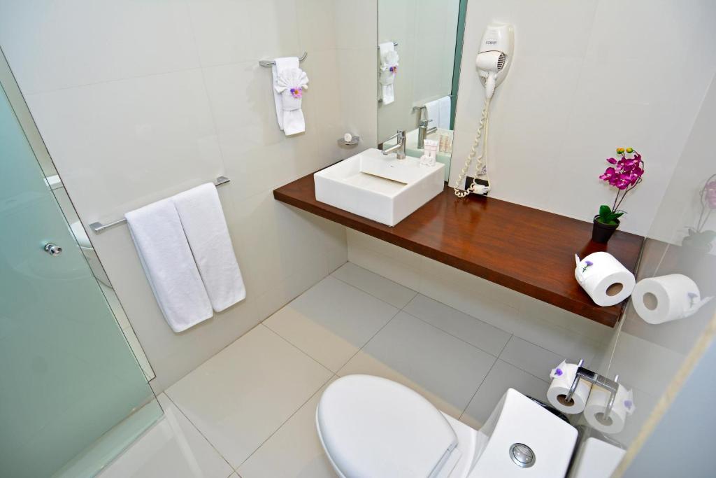 Koupelna v ubytování Auténtico Hotel