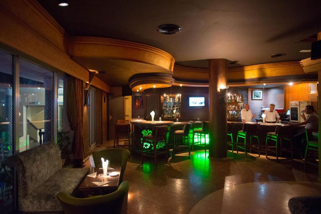 Lounge nebo bar v ubytování Hôtel Rif
