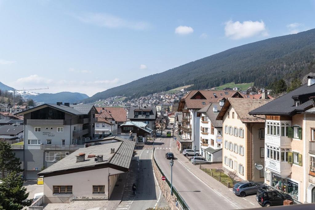 Nespecifikovaný výhled na hory nebo výhled na hory při pohledu z hotelu