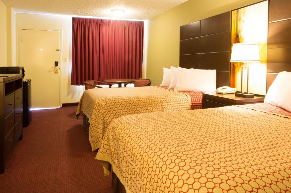 Marina Inn & Suites Chalmette-New Orleans - 
