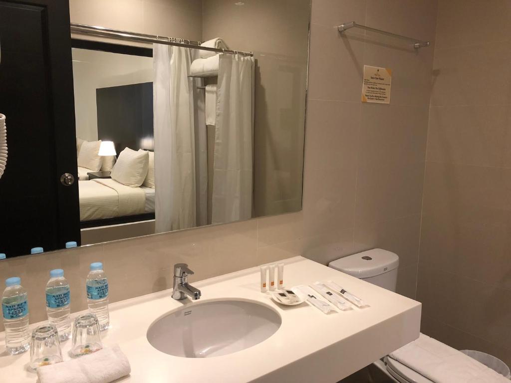 Koupelna v ubytování Piña Suites