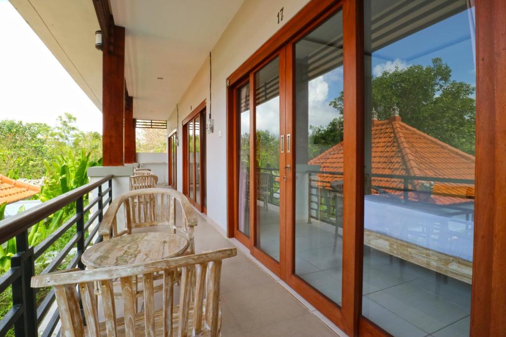 Balkón nebo terasa v ubytování Avisara Villa & Suite
