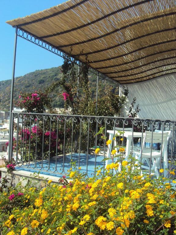 Bazén v ubytování Oltremare Residence Hotel nebo v jeho okolí
