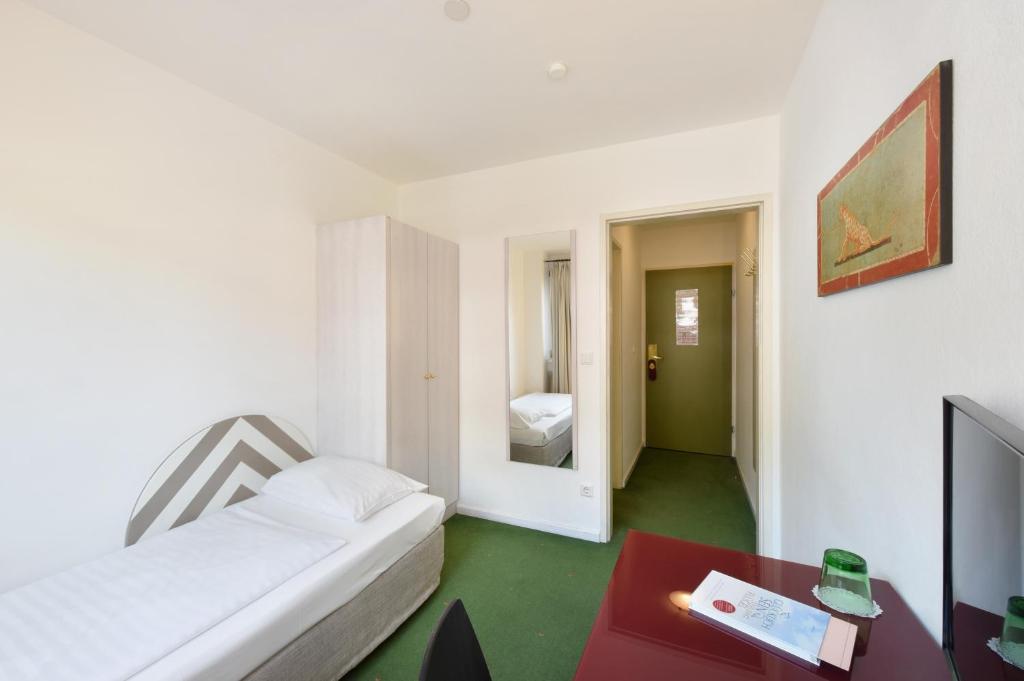 Hotel Neutor Express - Einzelzimmer