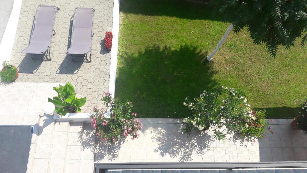 Vonkajšia záhrada v ubytovaní House Osana
