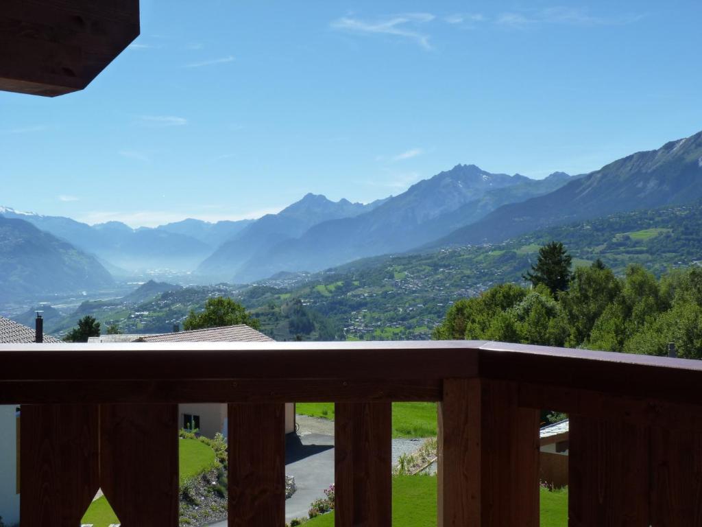 Fotografie z fotogalerie ubytování Chalet des Alpes v destinaci Crans-Montana