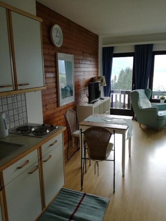 Kuchyňa alebo kuchynka v ubytovaní Haus am Sonnweg