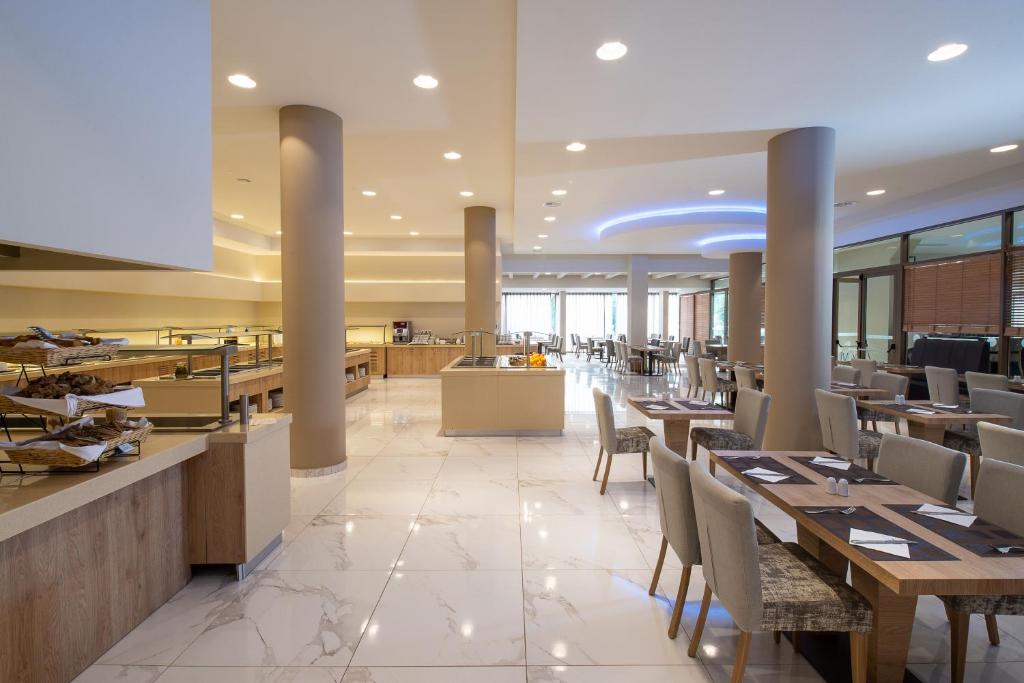 Restaurace v ubytování Poseidon Hotel Sea Resort