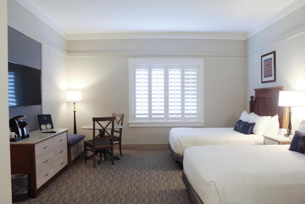 Carlisle Inn Sarasota - Habitación Queen - Acceso Por Discapacidad