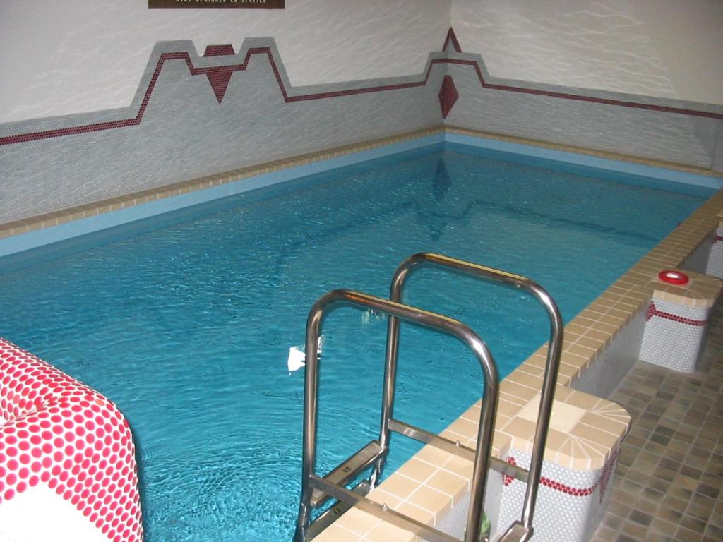 Bazén v ubytování Garni Birkenheim nebo v jeho okolí