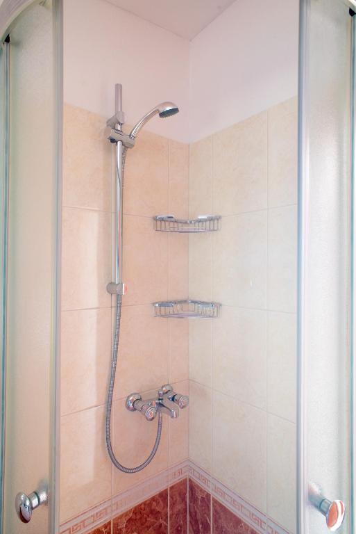 Kúpeľňa v ubytovaní Villa Klara with 72 sqm pool and view on Split and islands
