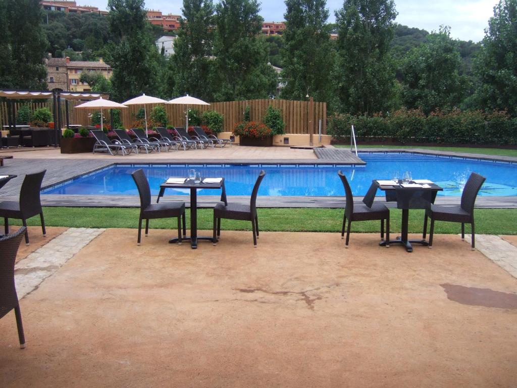 Bazén v ubytovaní Hostalet de Begur - Adults Only alebo v jeho blízkosti
