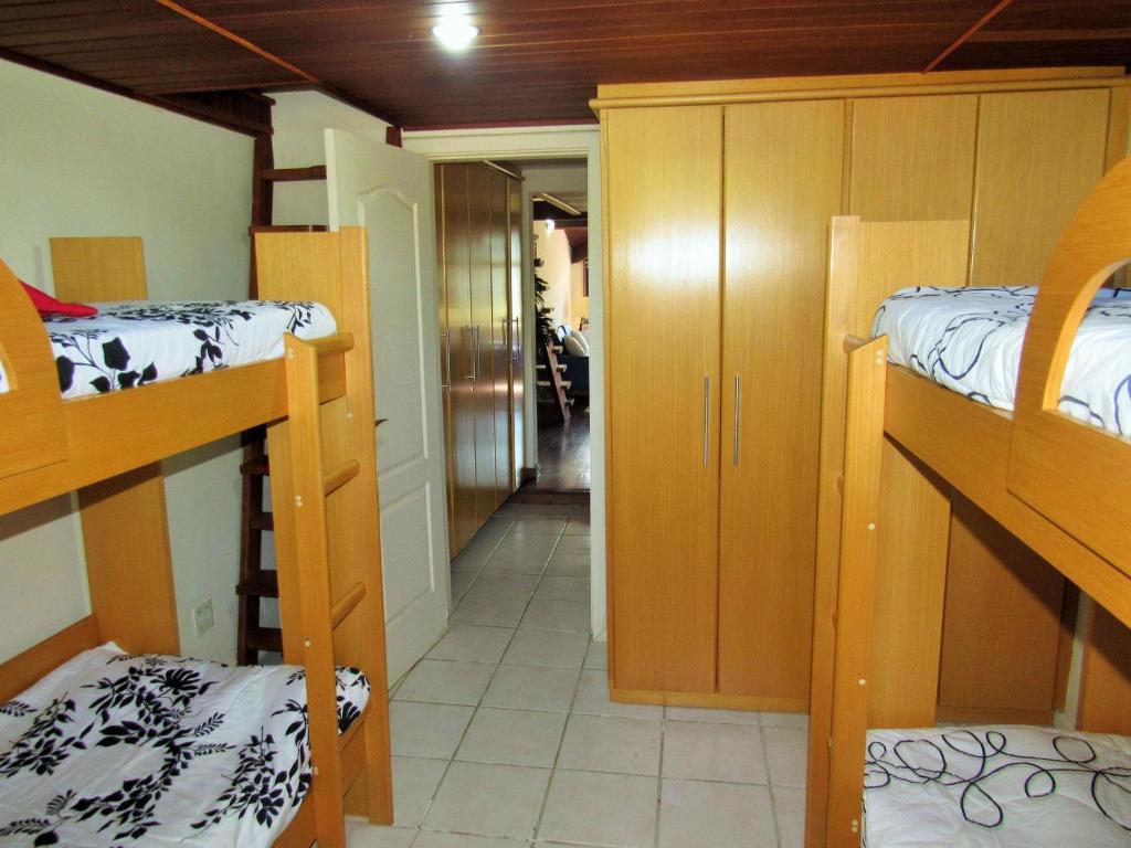  AG11 Apartamento duplex de frente para o mar em Angra dos Reis