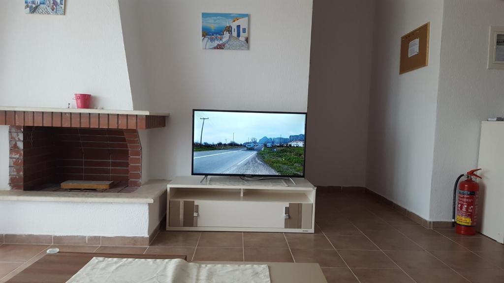 TV a/nebo společenská místnost v ubytování Apartment for Family