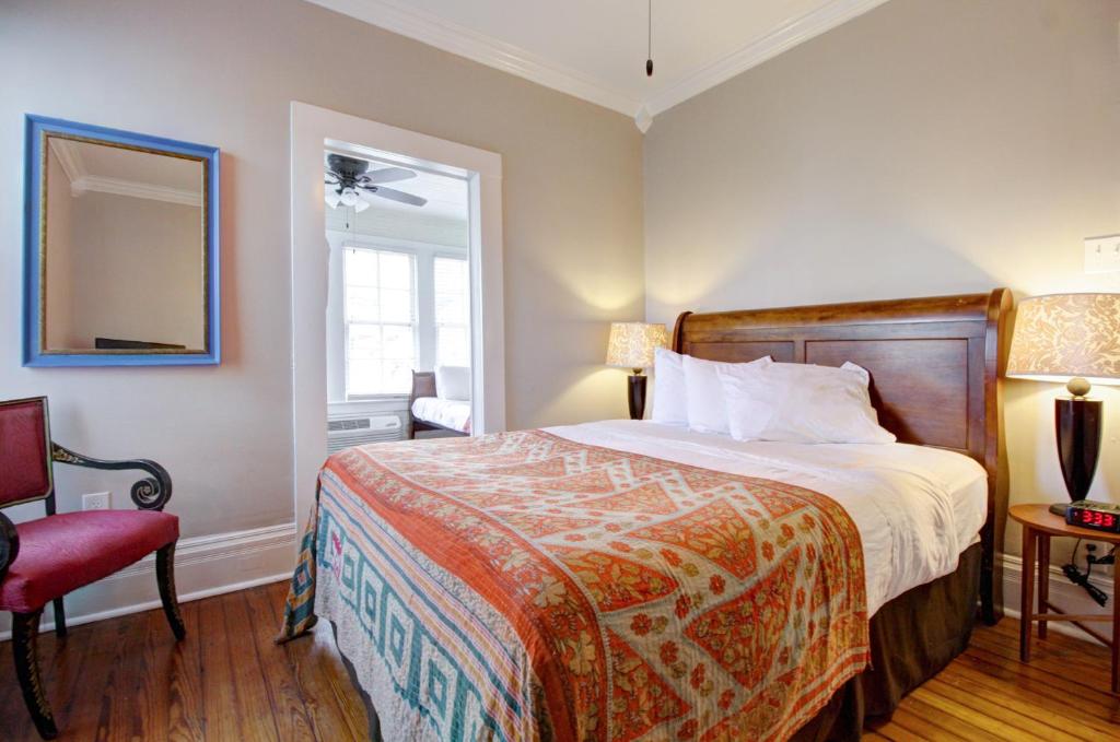 Inn on the Riverwalk - Suite Queen Con Cama Individual - Segundo Piso