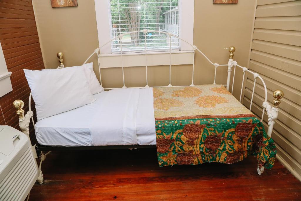 Inn on the Riverwalk - Queen Suite Met Eenpersoonsbed - Begane Grond