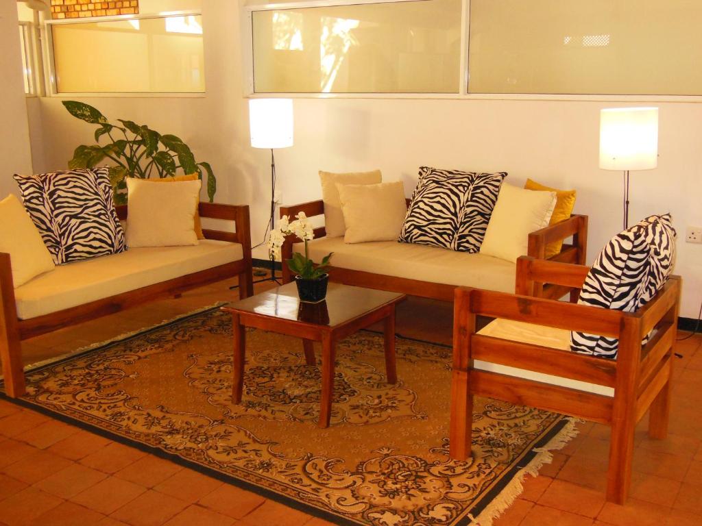 Posezení v ubytování Sanmali Beach Hotel