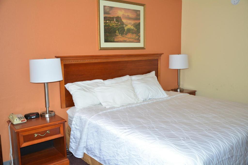 Columbus Grand Hotel & Banquet Center - Habitación Con Cama Extragrande - No Fumadores