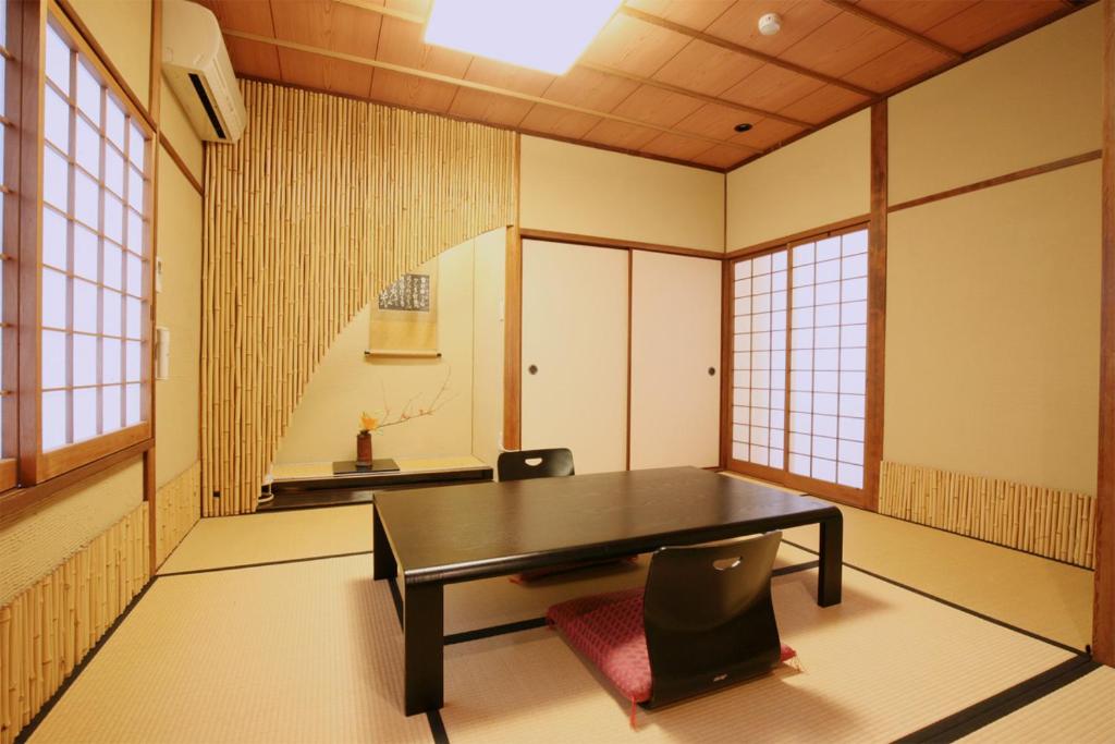 galleryimage