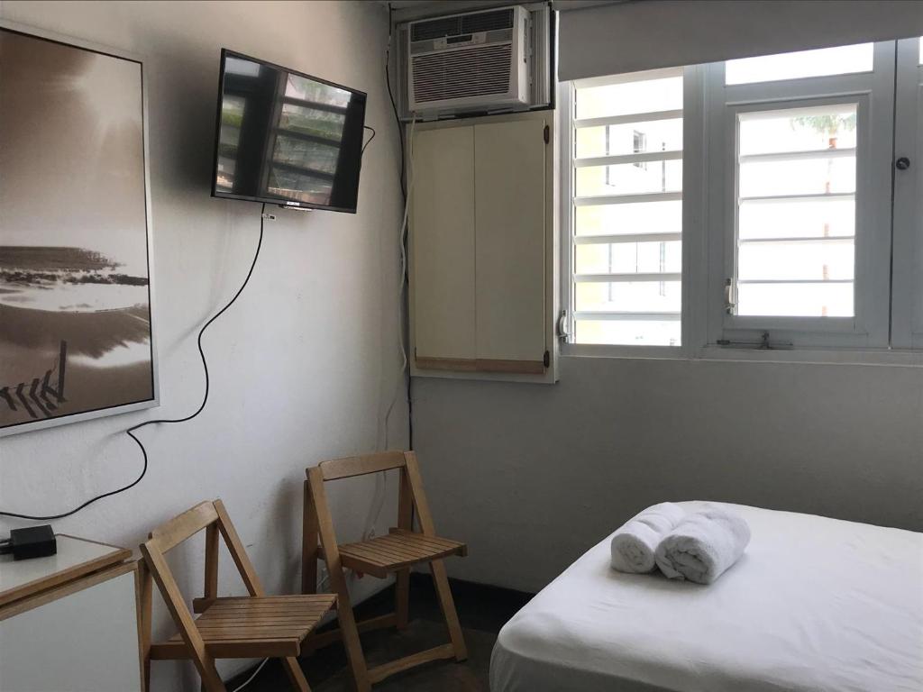 TV a/nebo společenská místnost v ubytování Coco Mar Oceanview Studios