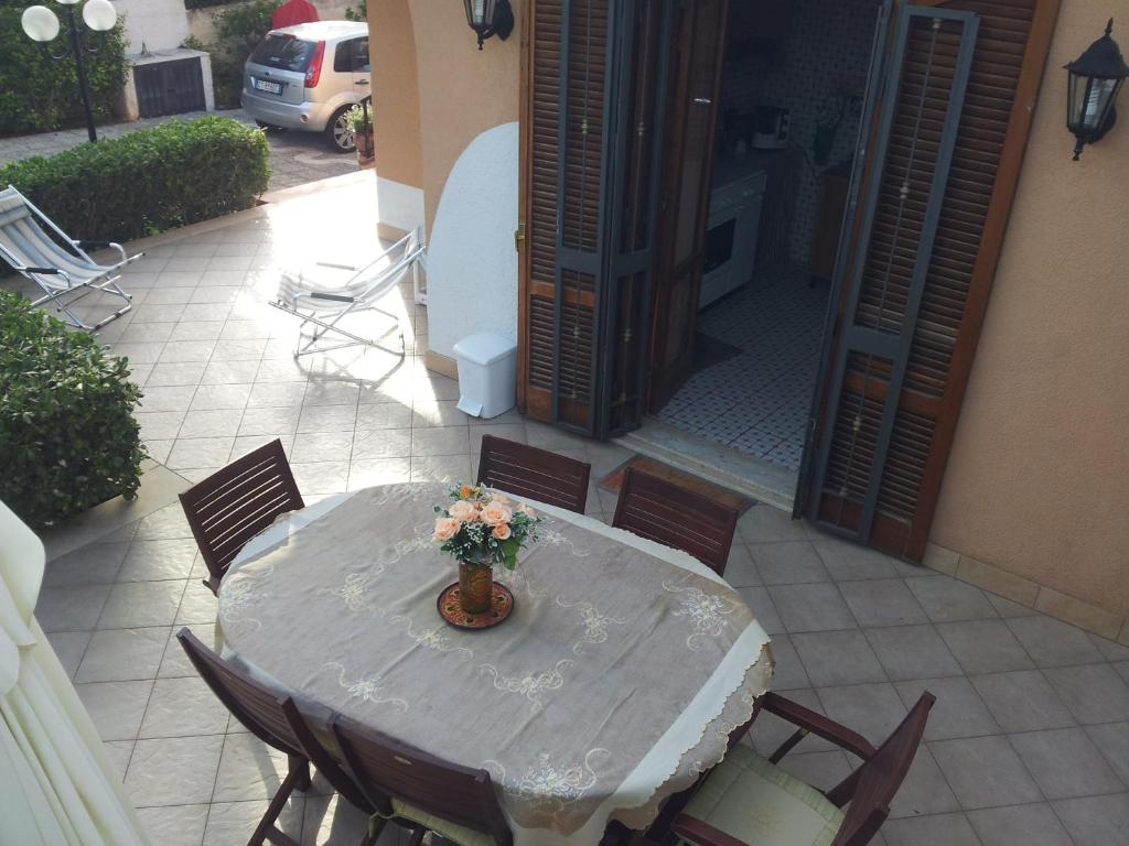 Patio lub wspólna przestrzeń na świeżym powietrzu w obiekcie Villa Vera