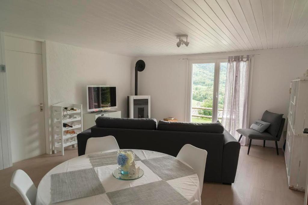 Fotografie z fotogalerie ubytování Modern charme studio in Chalet v destinaci Ponto Valentino