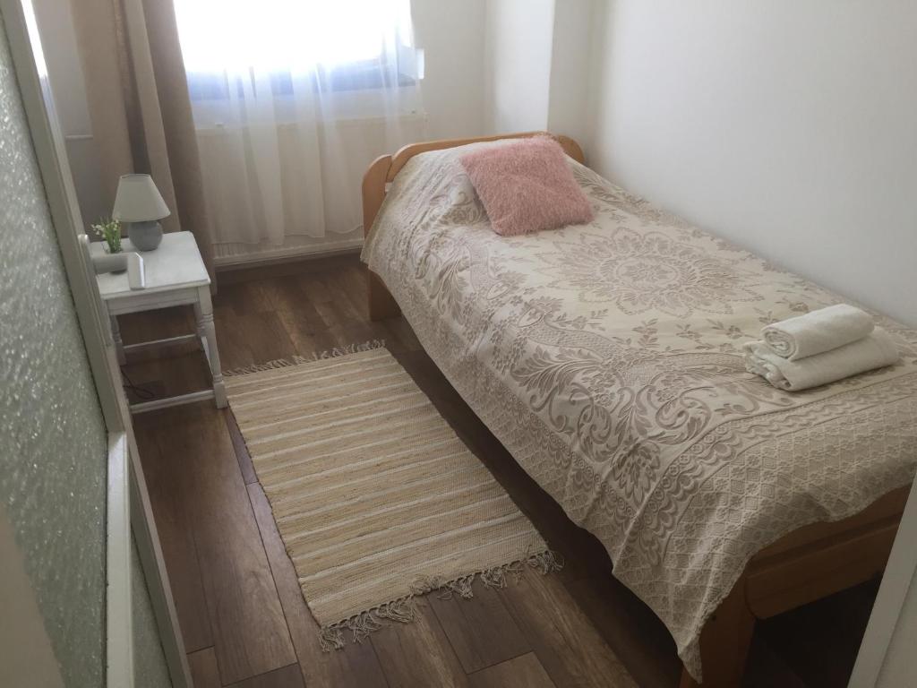Posteľ alebo postele v izbe v ubytovaní Mammut Apartment with NEW AC!