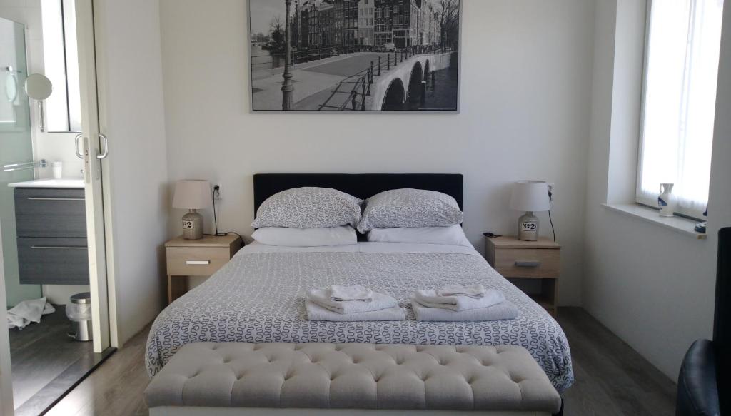 Photo from Bon Bed & Breakfast in Amsterdam Noord,  Amsterdam, Noord-Holland, Netherlands