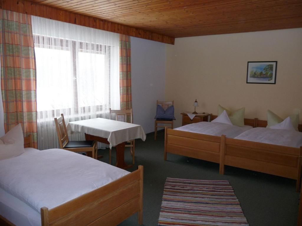 Postel nebo postele na pokoji v ubytování Landhaus Lederer