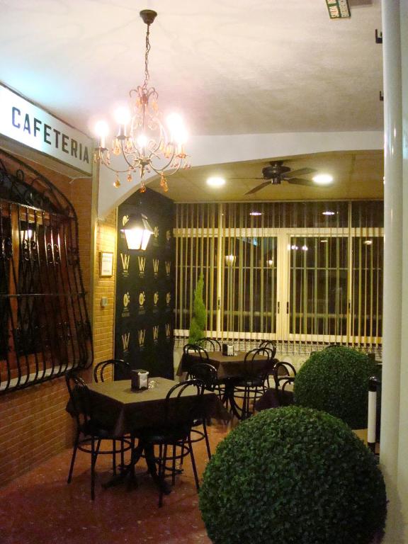 Restaurace v ubytování Hotel Fin De Semana