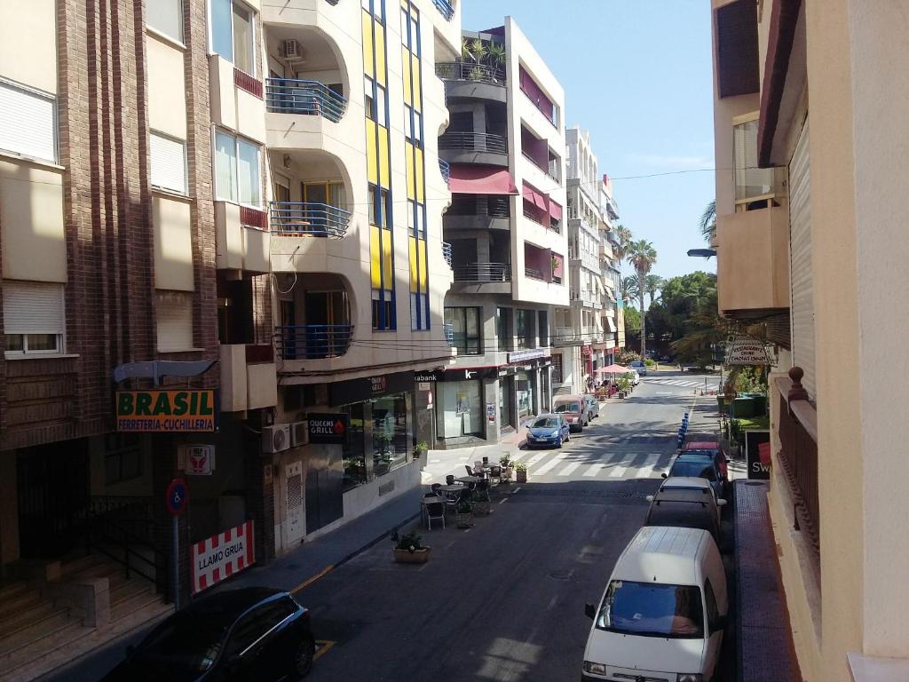 Downtown with wifi & TV box, Torrevieja – Bijgewerkte prijzen ...