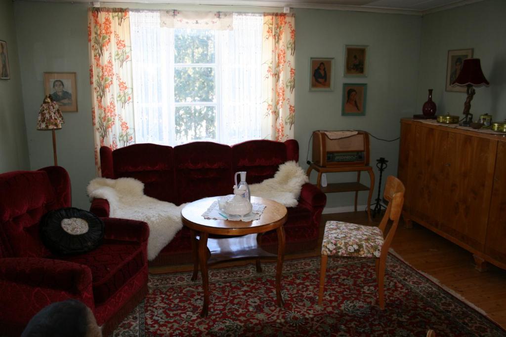 Magderuds gårdshus - Holiday Home