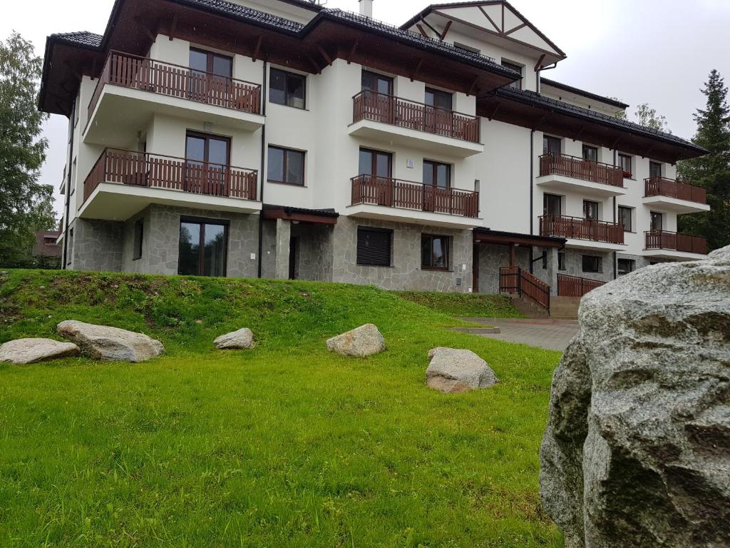 Budova, v ktorej sa apartmán nachádza