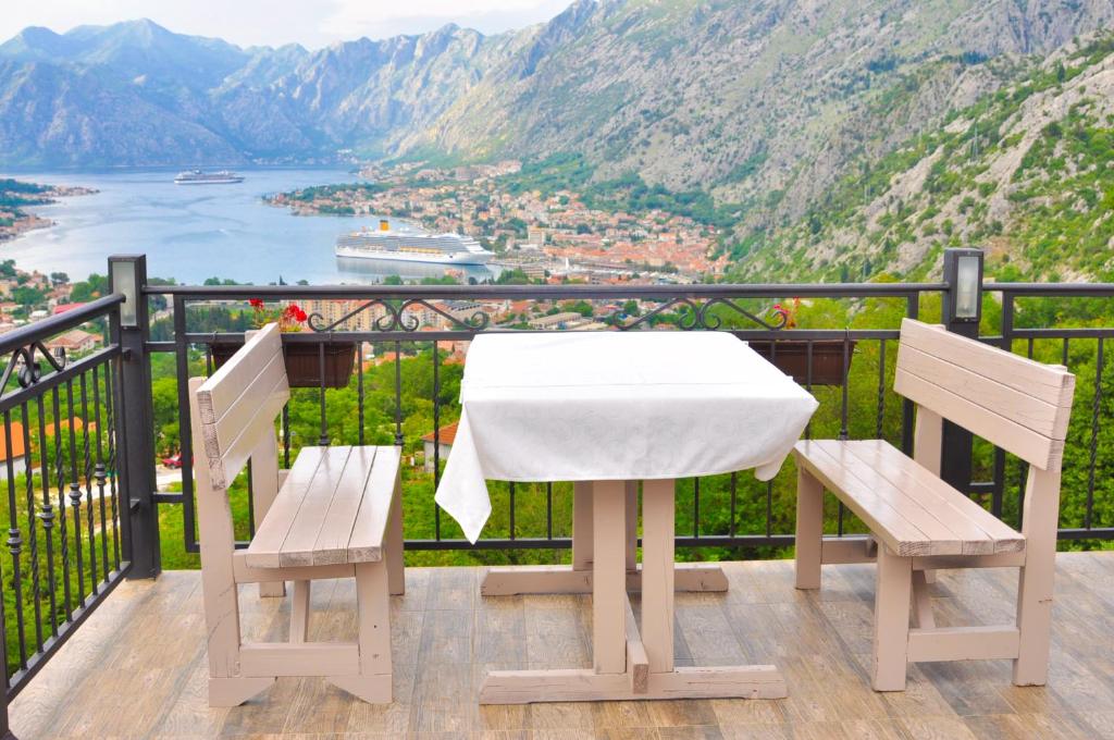 Apartments Vidikovac Inn, Kotor (updated prices 2024)